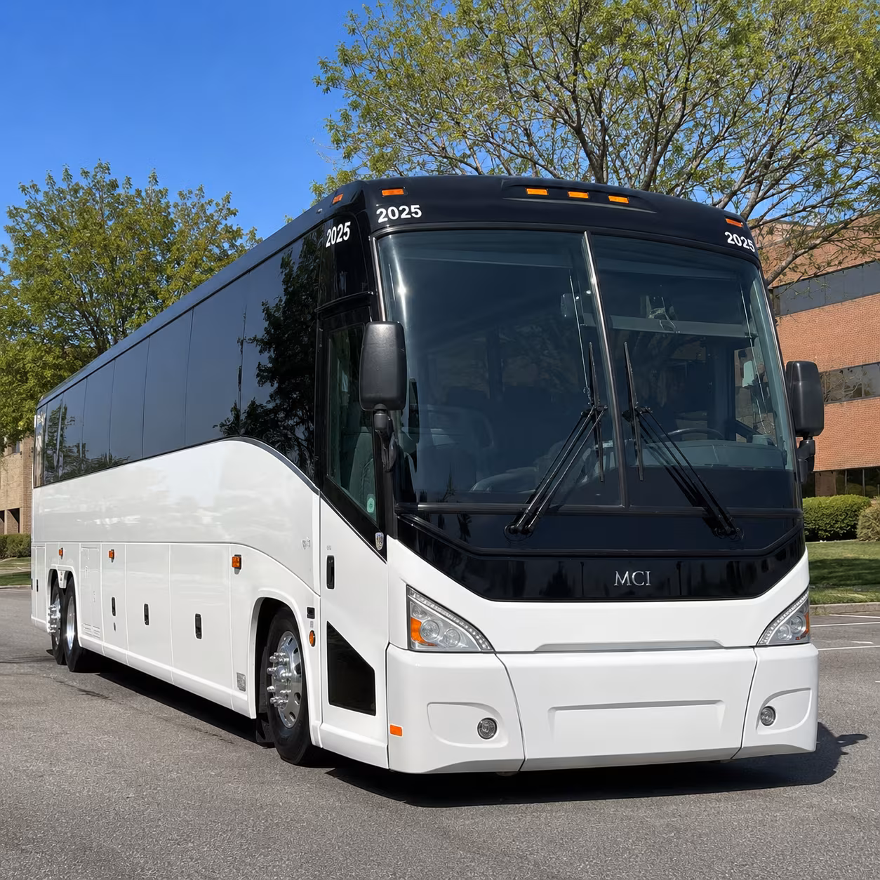 convention center shuttle buses for events on the riverfront