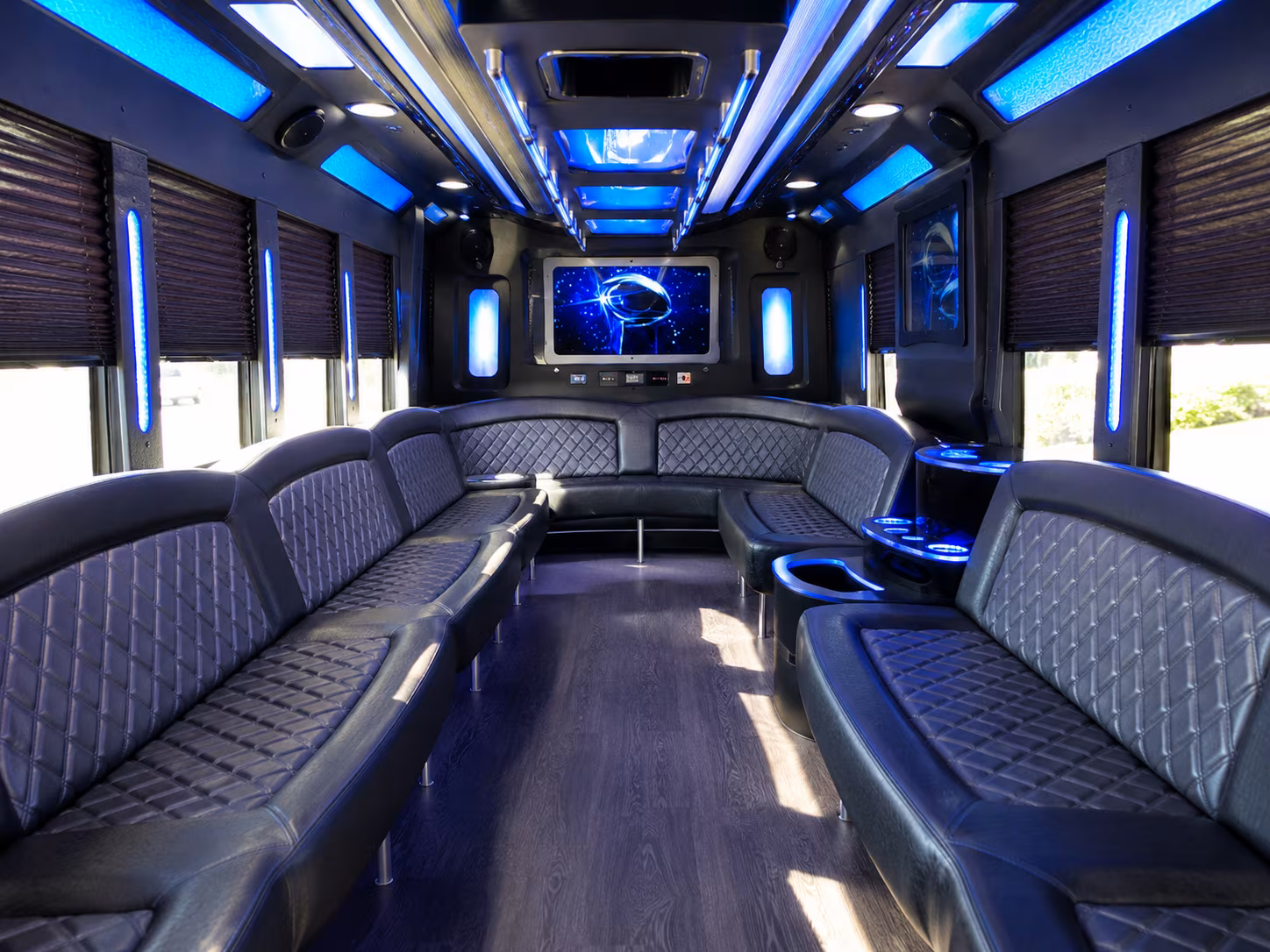 wilmington 28 passenger party bus inside