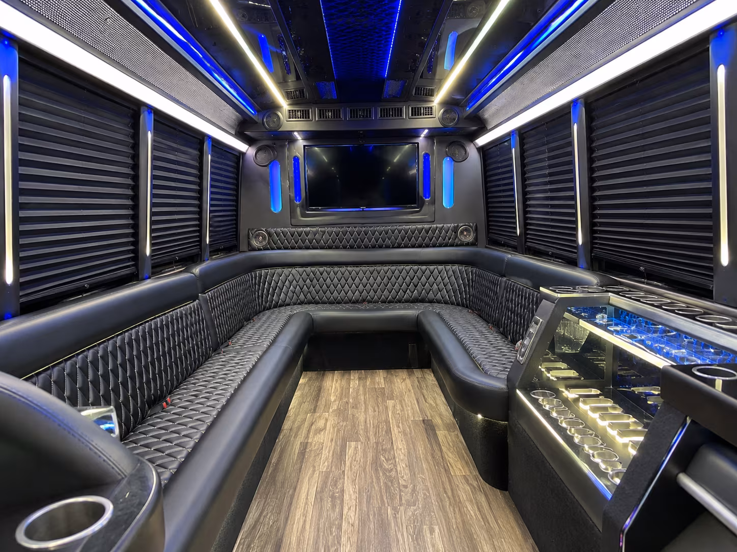 wilmington party bus rental 2