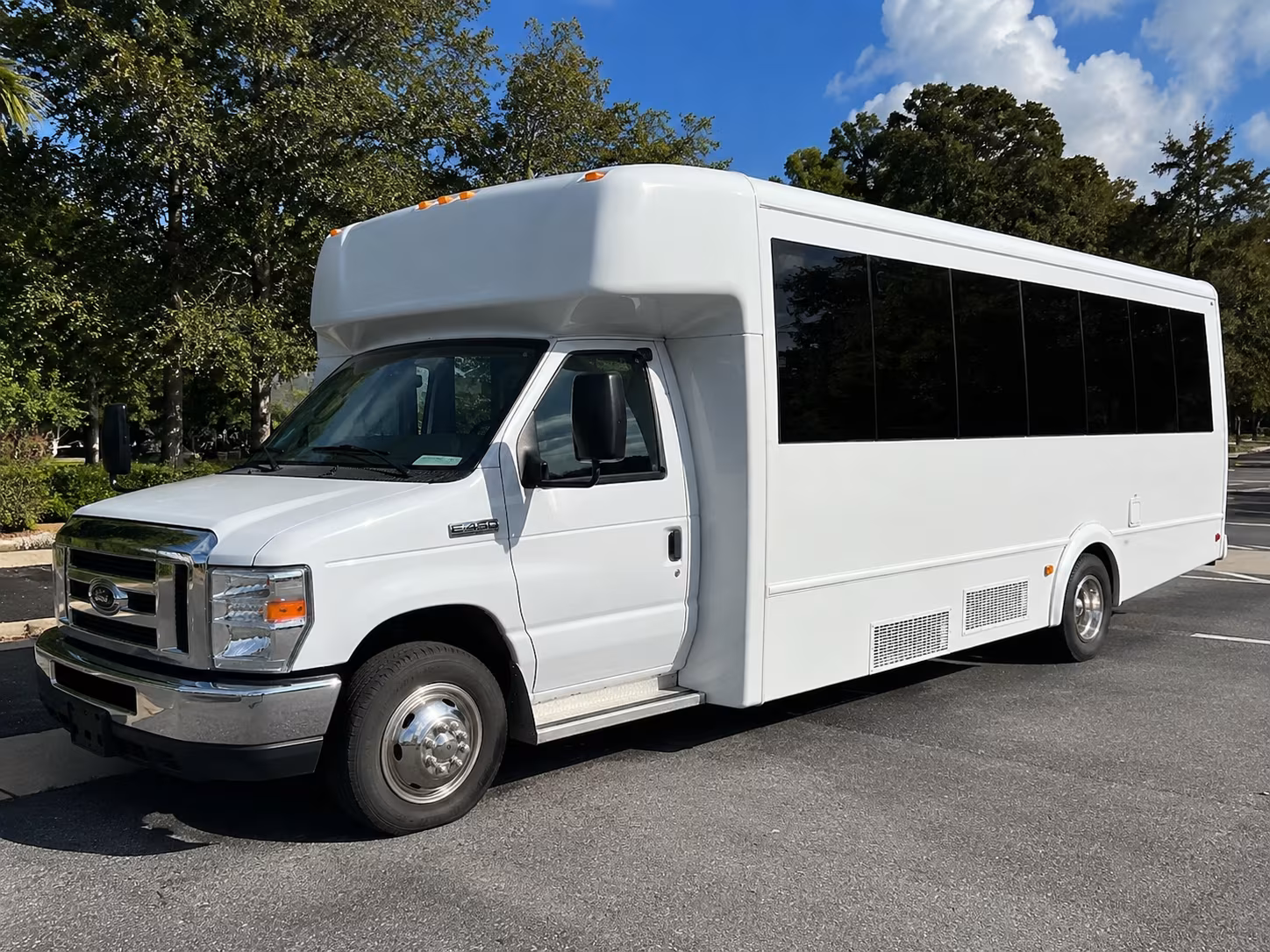 wilmington sporting event party bus rental